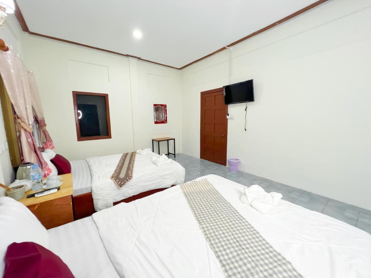 Lotus Blanc Homestay Баттамбанг Экстерьер фото